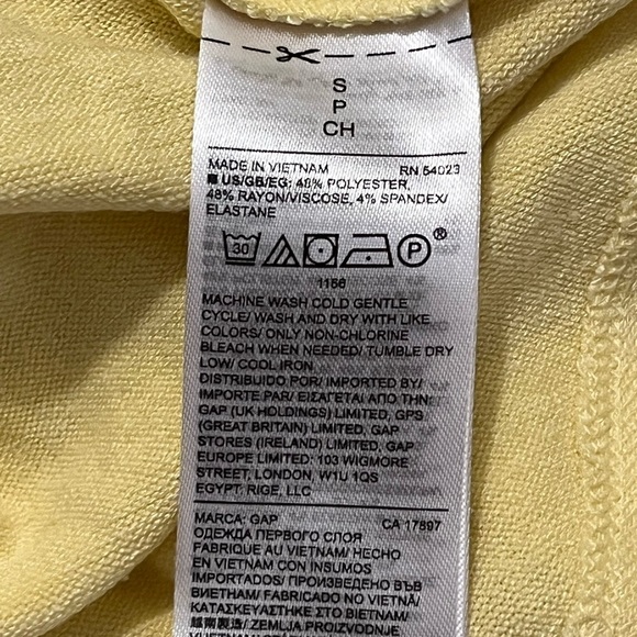 GAP Twisted Racerback Tank - Picture 5 of 5
